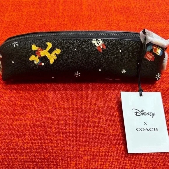 ❤️❤️❤️NWT Coach X Disney Pencil Case CN570❤️❤️❤️ - Picture 8 of 8